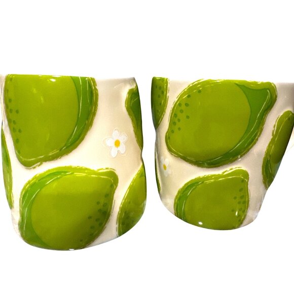 Starbucks Vintage 2006 Green Pear Daisy Ceramic Cup Set Pair Cottage Kitchen Bar - Picture 7 of 7